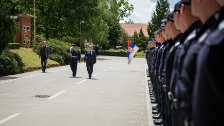 Dačić: Želja policije je da bude simbol sigurnosti, ko uprlja značku baca ljagu na sve kolege
