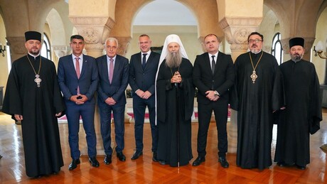 Porfirije: Sećanje na stradale Srbe u Srednjem Podrinju i Birču živa odgovornost prema budućnosti