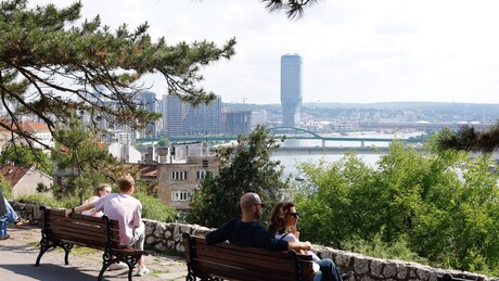 У Србији сутра топло, температуре до 35 степени