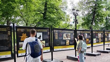 Izložba "Krimsko zlato: civilizovana Evropa pljačka rusko blago" otvorena u Moskvi