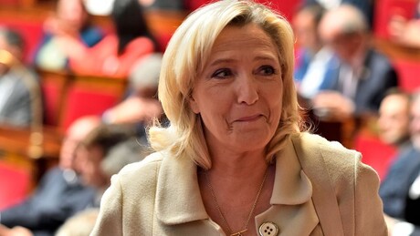 Le Pen: Od večeras sam kandidat za predsednika