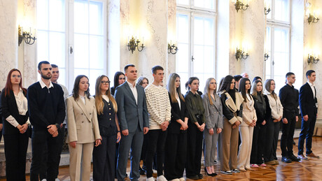Министарство одбране расписало конкурс за ученичке стипендије: Месечно до 35.000 динара