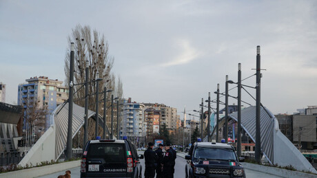 Командант Кфора о смањивању присуства на мосту на Ибру и "побољшаној безбедносној ситуацији"