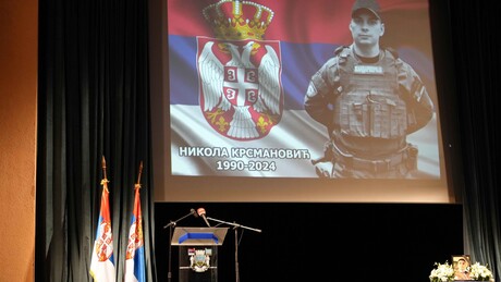 Krsmanovića je ubio albanski terorista: Loznica čuva uspomenu na hrabrog policajca