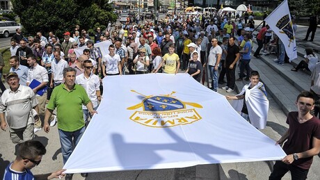 Bošnjačke stranke o zabrani isticanja zastave tzv. Armije BiH: Traže ocenu ustavnosti