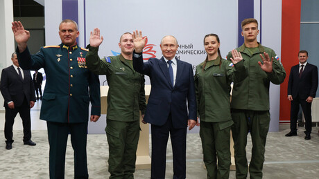 Centar ekonomije i diplomatije je na istoku: Putin na Istočnom ekonomskom forumu