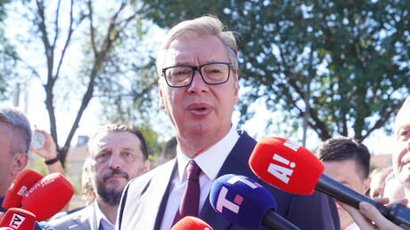 Vučić sa Međunarodnog samita o svemiru u Parizu: Srbija može da ima male satelite