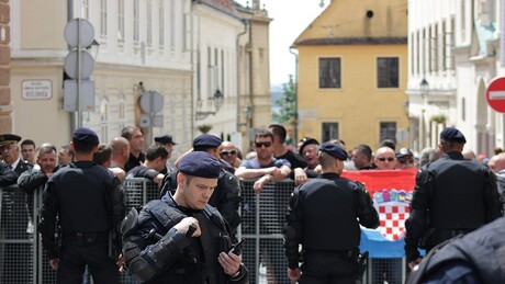 Vrednosti koje baštini "evropska" Hrvatska: Policija čuva one koji veličaju ustaški režim