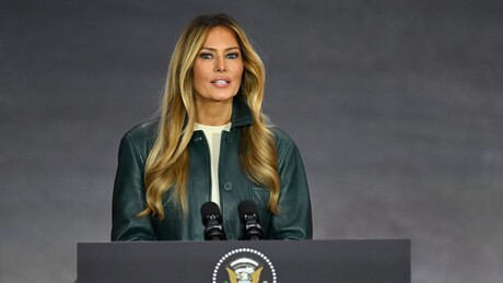 Prva dama SAD pomaže Rusiji: Melanija učestvuje u rešavanju humanitarne krize u Hersonskoj oblasti