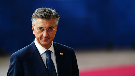Отпад у Госпићу и негативац на позорници: Како је пропао још један покушај смене Пленковића