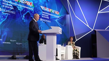 Putin sa El Sisijem: Odnosi Moskve i Kaira razvijaju se na principima poštovanja i uzajamne pomoći